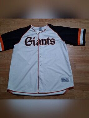 True Fan White Black Giants Baseball Jersey Size XL 46-48